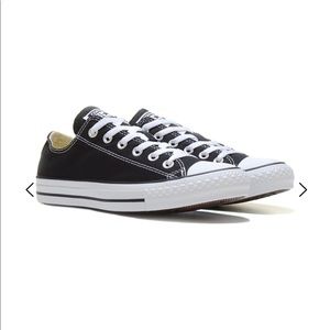 Converse Chuck Taylor All Star Low Top Sneakers